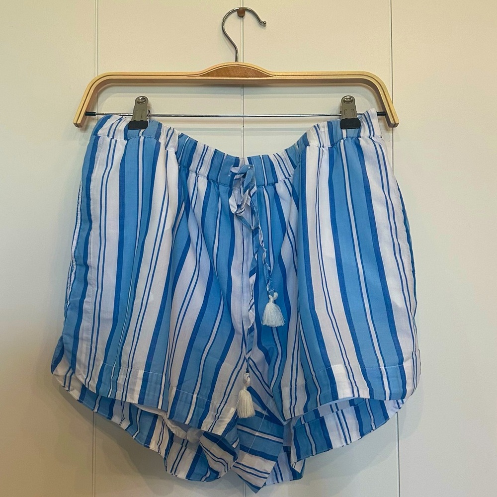 Vineyard vines flowy striped cotton shorts